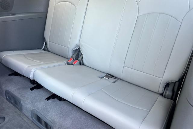 used 2017 Chevrolet Traverse car, priced at $19,999