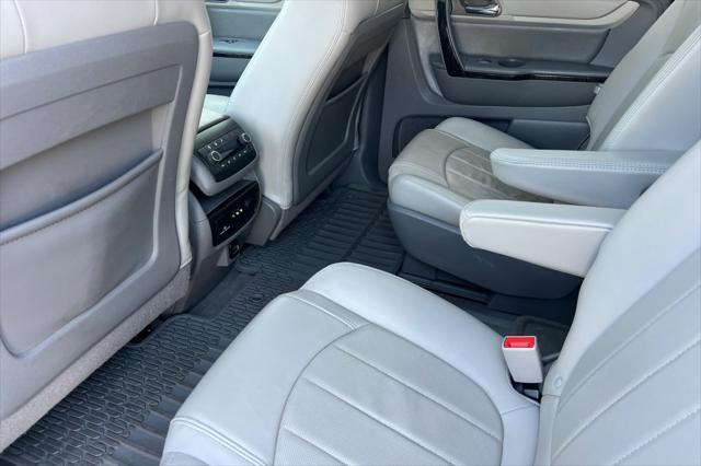 used 2017 Chevrolet Traverse car, priced at $19,999