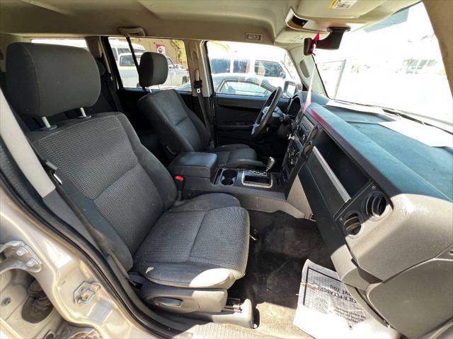 used 2008 Jeep Commander car, priced at $5,995