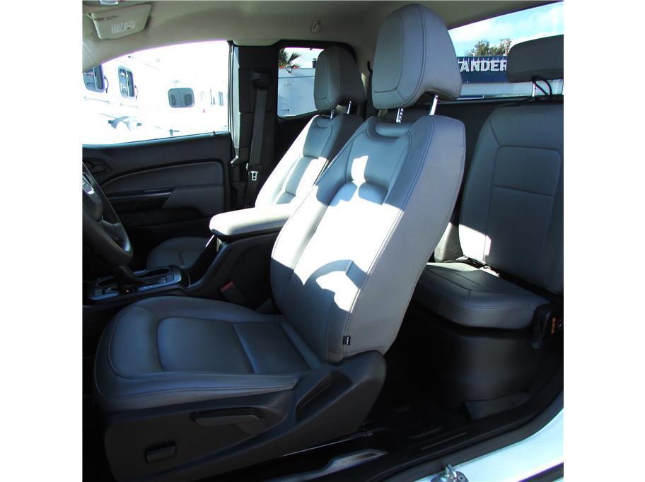used 2022 GMC Canyon car, priced at $28,999