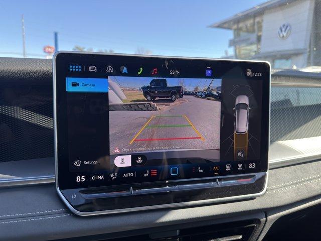 new 2025 Volkswagen Tiguan car, priced at $31,998