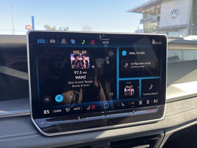 new 2025 Volkswagen Tiguan car, priced at $31,998