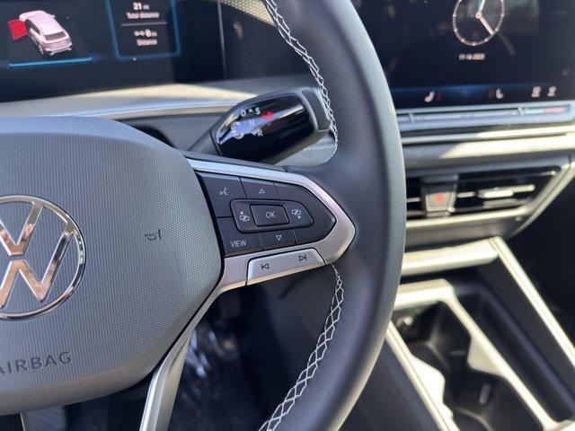 new 2025 Volkswagen Tiguan car, priced at $31,998