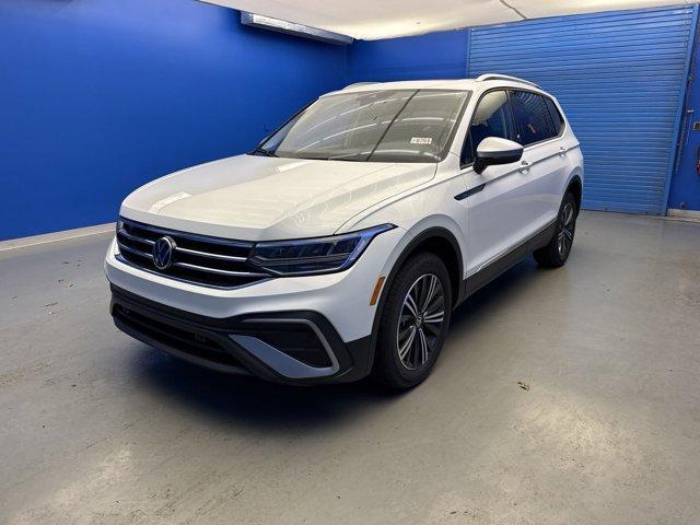 new 2024 Volkswagen Tiguan car, priced at $31,951