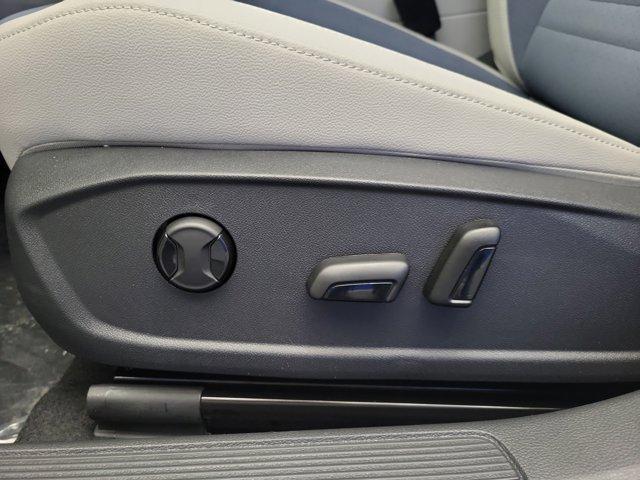 new 2025 Volkswagen Jetta car, priced at $27,998