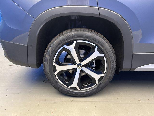 new 2025 Volkswagen Tiguan car, priced at $33,927