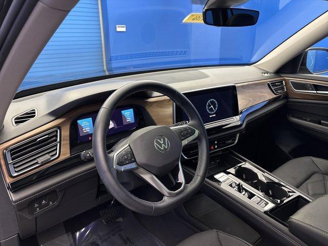 used 2024 Volkswagen Atlas car, priced at $35,498