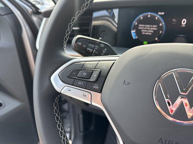 new 2025 Volkswagen Tiguan car, priced at $33,927