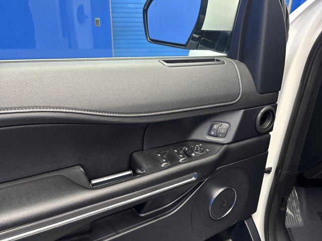 used 2021 Ford Expedition car, priced at $35,758