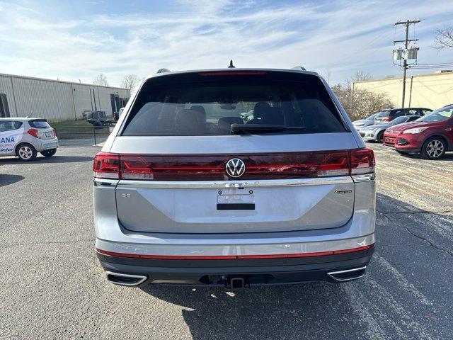 new 2024 Volkswagen Atlas car, priced at $42,298