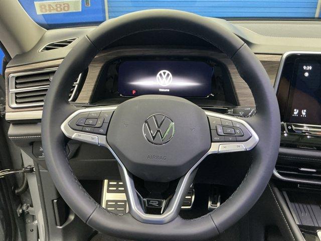 new 2025 Volkswagen Atlas car, priced at $51,998