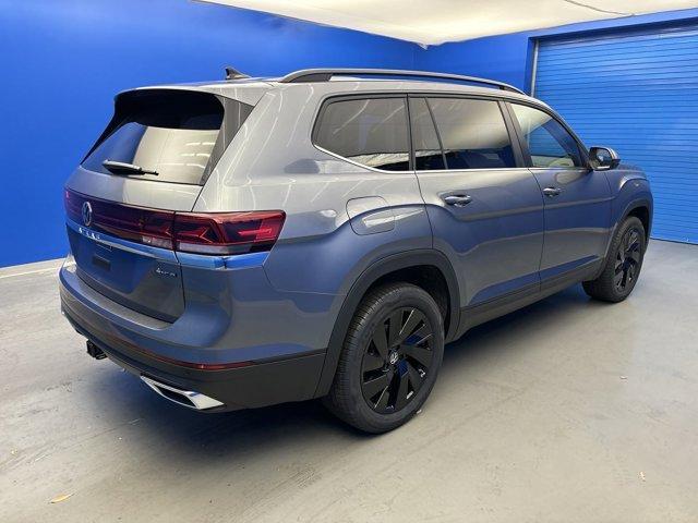 new 2025 Volkswagen Atlas car, priced at $44,998