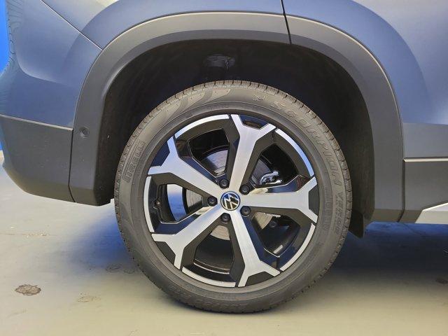 new 2025 Volkswagen Tiguan car, priced at $35,998