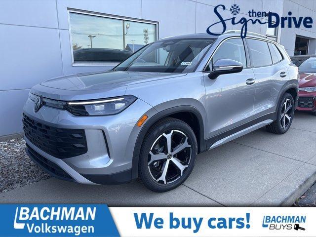 new 2025 Volkswagen Tiguan car, priced at $31,998