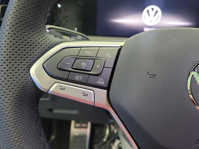 new 2025 Volkswagen Tiguan car, priced at $37,998