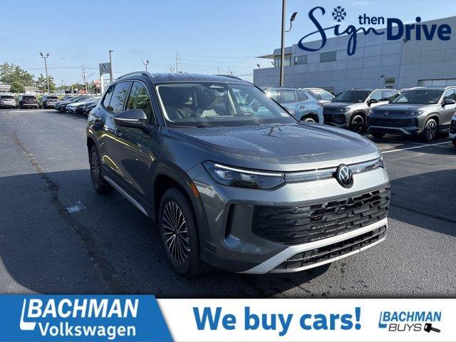new 2025 Volkswagen Tiguan car, priced at $29,999