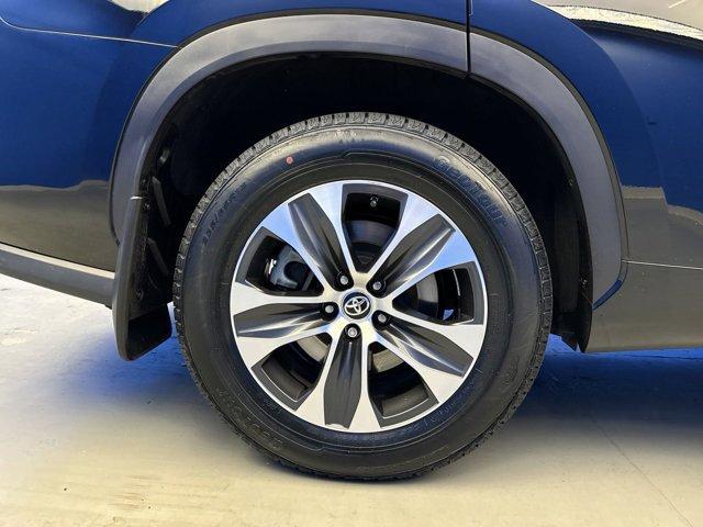 used 2020 Toyota Highlander car, priced at $24,998