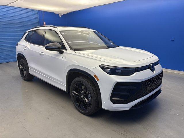 new 2025 Volkswagen Tiguan car, priced at $36,998