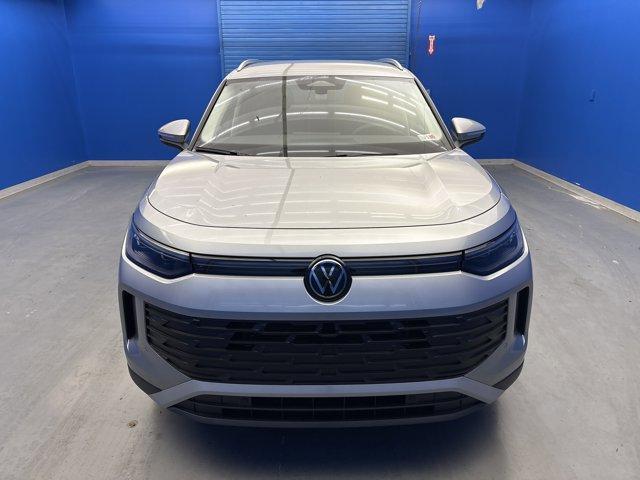 new 2025 Volkswagen Tiguan car, priced at $31,998