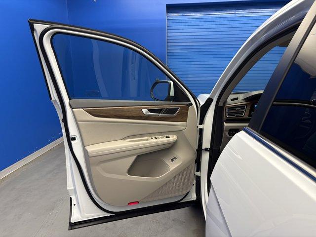 used 2024 Volkswagen Atlas car, priced at $37,998