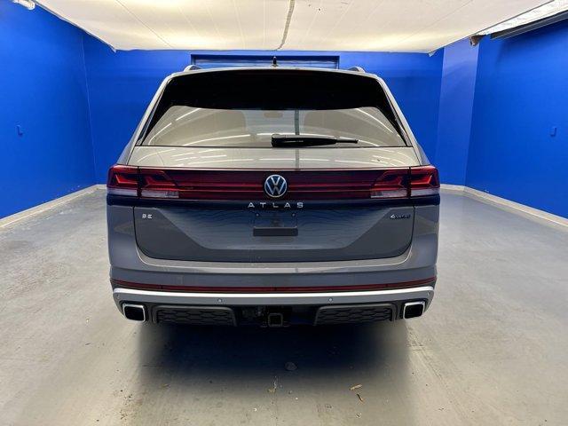 new 2025 Volkswagen Atlas car, priced at $46,498