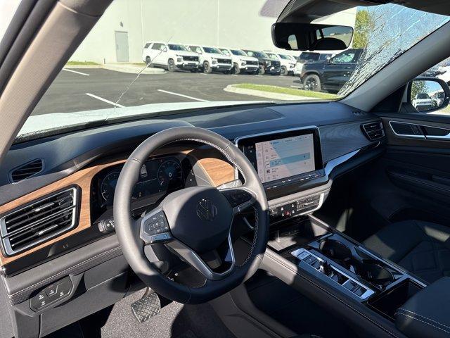 new 2026 Volkswagen Atlas car, priced at $46,422