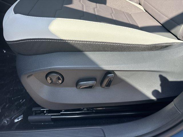 new 2025 Volkswagen Taos car, priced at $27,450