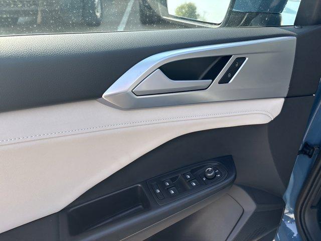new 2025 Volkswagen Taos car, priced at $27,450
