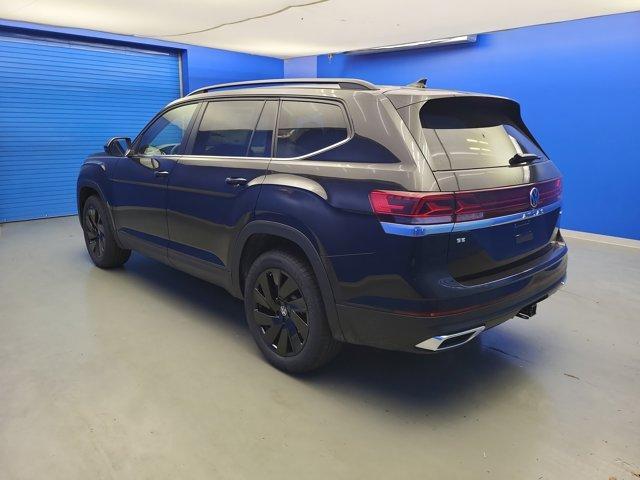 new 2025 Volkswagen Atlas car, priced at $44,118