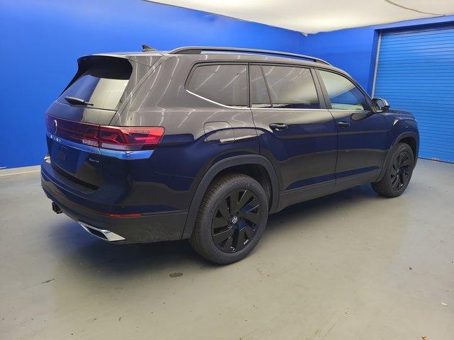 new 2025 Volkswagen Atlas car, priced at $44,118