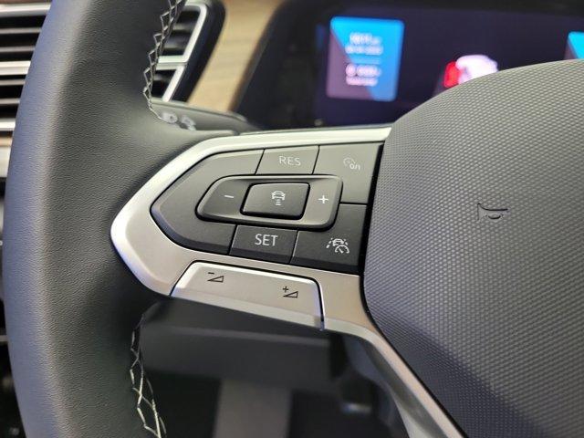 new 2025 Volkswagen Atlas car, priced at $44,118