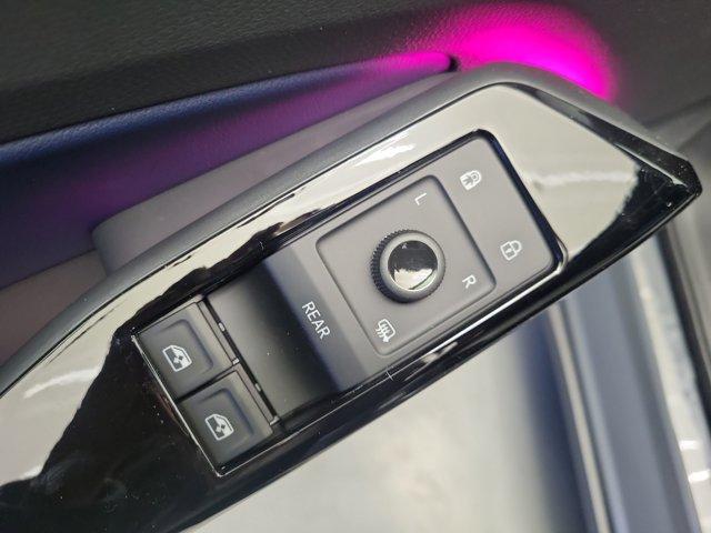 new 2025 Volkswagen ID.4 car, priced at $45,656