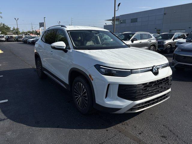 new 2025 Volkswagen Tiguan car, priced at $29,999