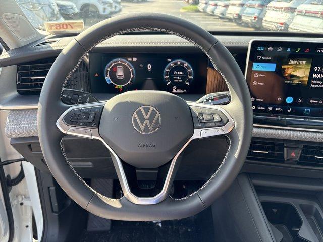 new 2025 Volkswagen Tiguan car, priced at $29,999