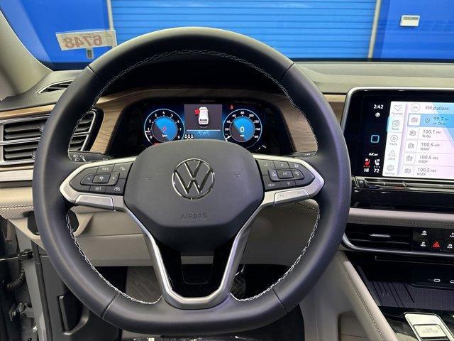 new 2025 Volkswagen Atlas car, priced at $44,298