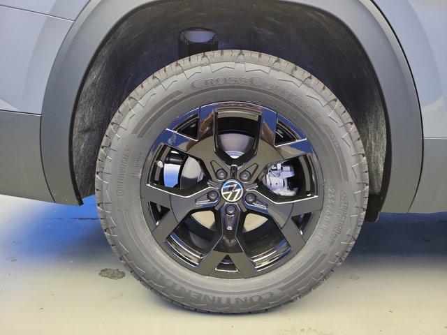 new 2025 Volkswagen Atlas car, priced at $46,516