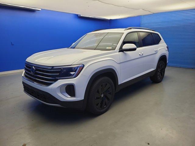 new 2025 Volkswagen Atlas car, priced at $44,118