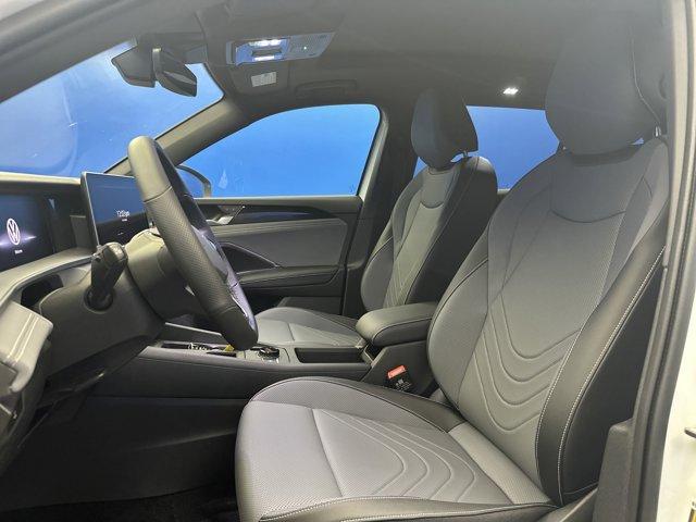 new 2025 Volkswagen Tiguan car, priced at $38,698
