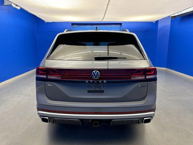 new 2024 Volkswagen Atlas car, priced at $52,498
