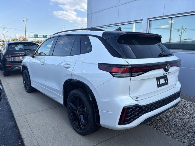 new 2025 Volkswagen Tiguan car, priced at $33,498