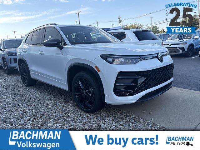 new 2025 Volkswagen Tiguan car, priced at $33,498