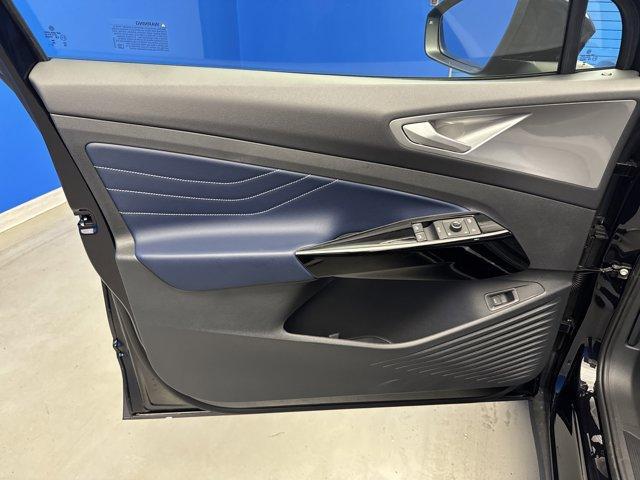 new 2025 Volkswagen ID.4 car, priced at $49,432