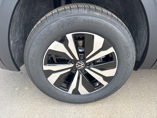 new 2026 Volkswagen Atlas car, priced at $40,875