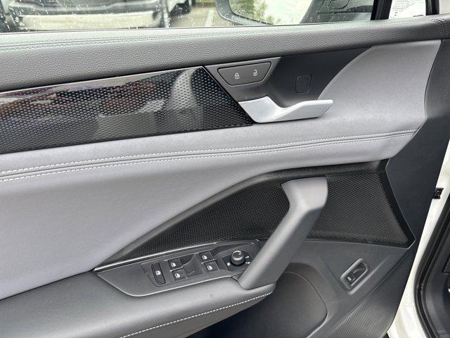 new 2025 Volkswagen Tiguan car, priced at $36,998