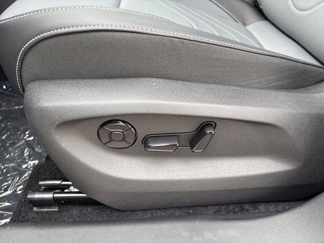 new 2025 Volkswagen Tiguan car, priced at $36,998