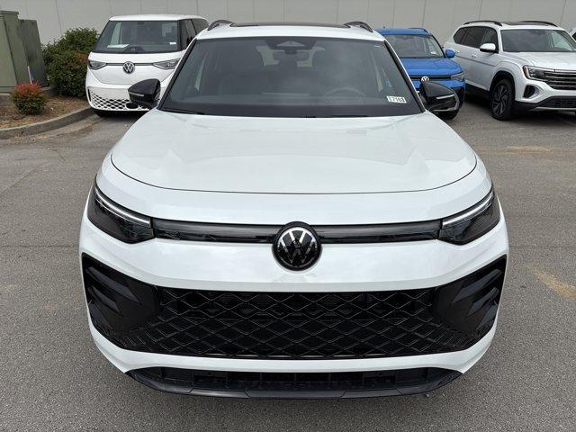 new 2025 Volkswagen Tiguan car, priced at $36,998