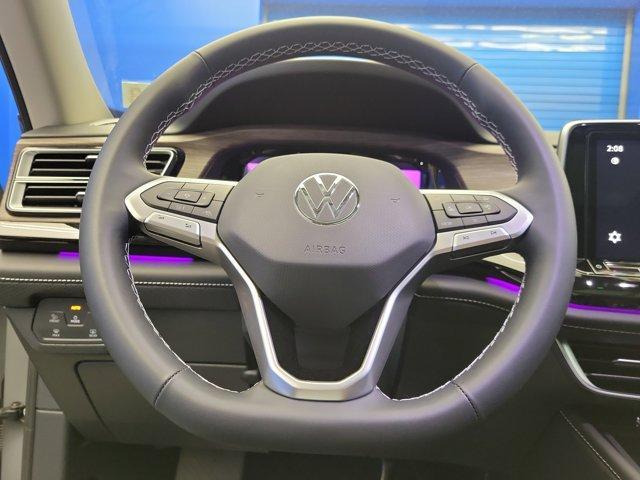 new 2025 Volkswagen Atlas car, priced at $48,336