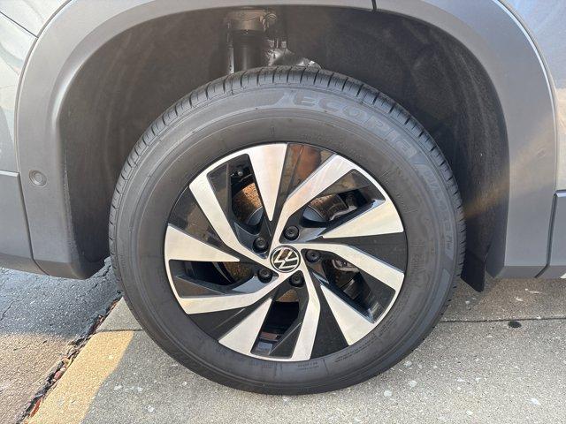 new 2025 Volkswagen Tiguan car, priced at $29,741