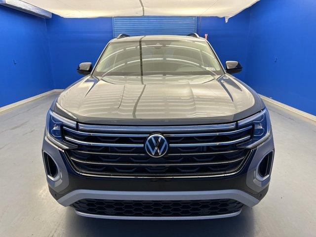 new 2024 Volkswagen Atlas car, priced at $45,456