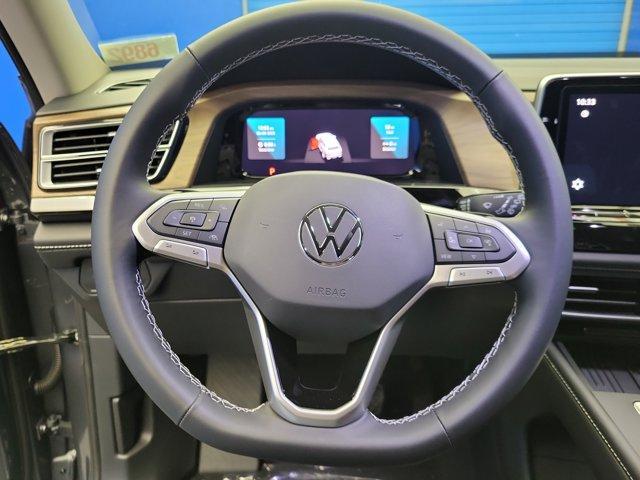 new 2025 Volkswagen Atlas car, priced at $39,636